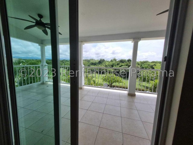 Beachfront Apartment in Bijao Beach & Resort